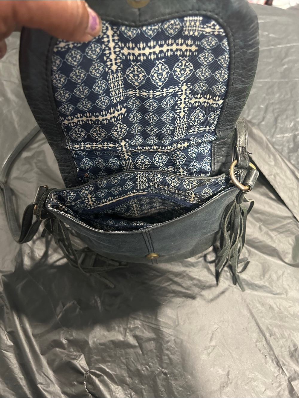 Black Leather Fringe Crossbody Bag Lucky Brand - Picture 3 of 9